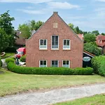 With 3 Bedrooms Holiday home